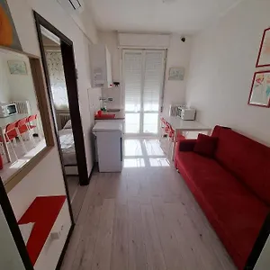 Intero Bilocale Totalmente Arredato A Padova