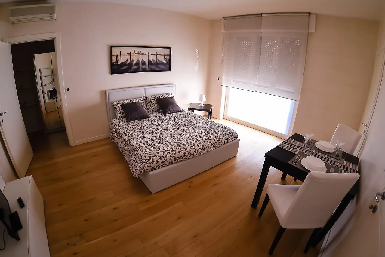 4You Apartments - Ponti Romani contacts